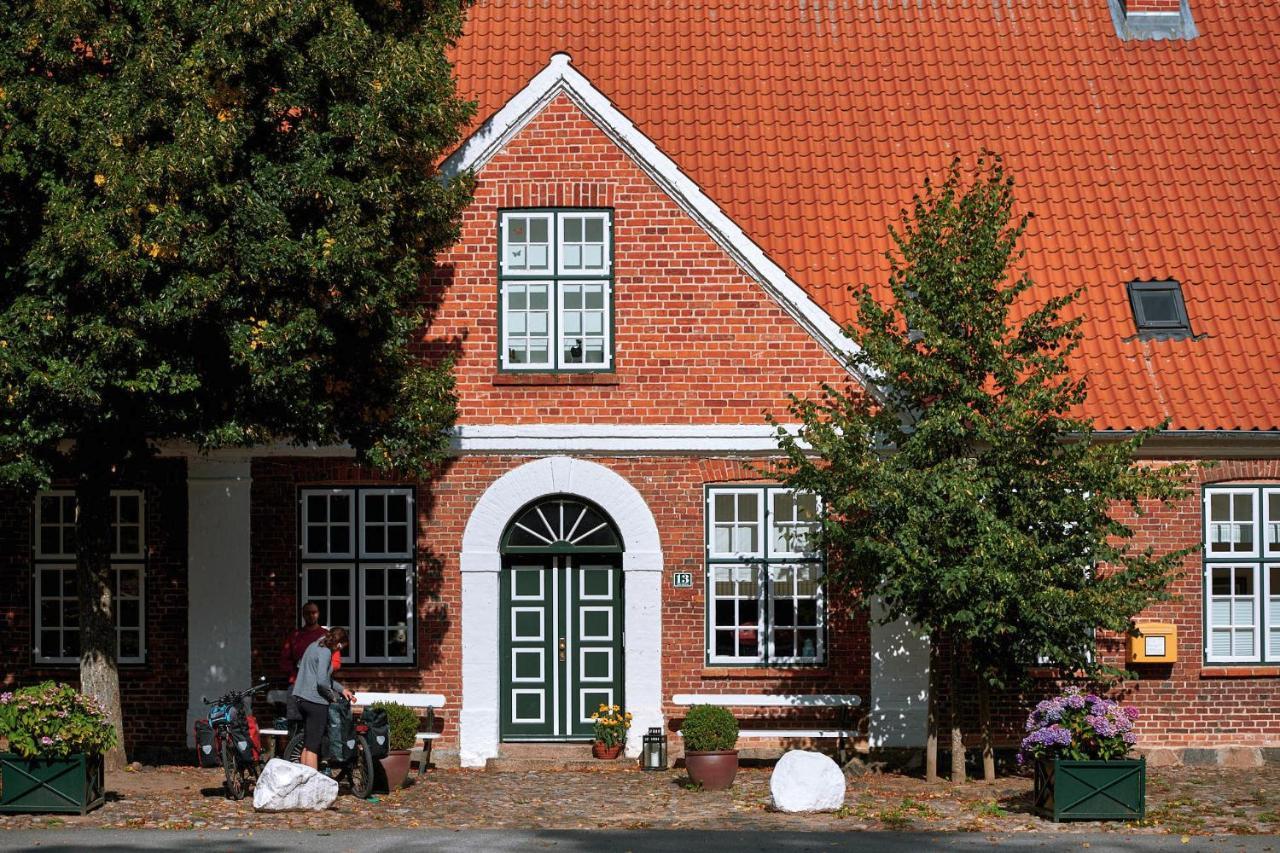 Hotel Ole Liese Panker Buitenkant foto